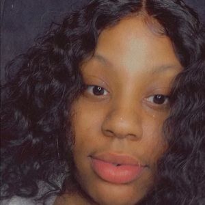 Meet your Posher, Shenya